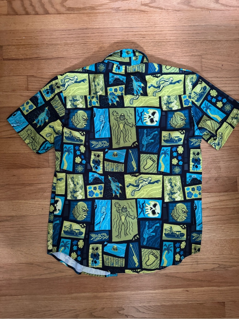 Rsvlts Universal Monsters Button-Up Shirt - Lime & Teal Print - Picture 2 of 4